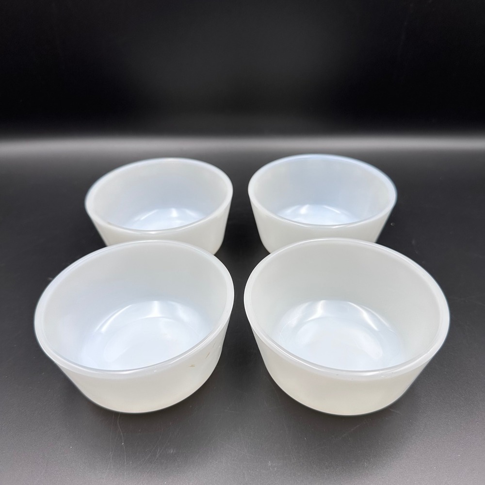Vintage Anchor Hocking Fire-King Milk Glass Custard Cups Ramekins Set of 4 White